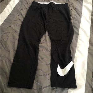 Nike crop leggings